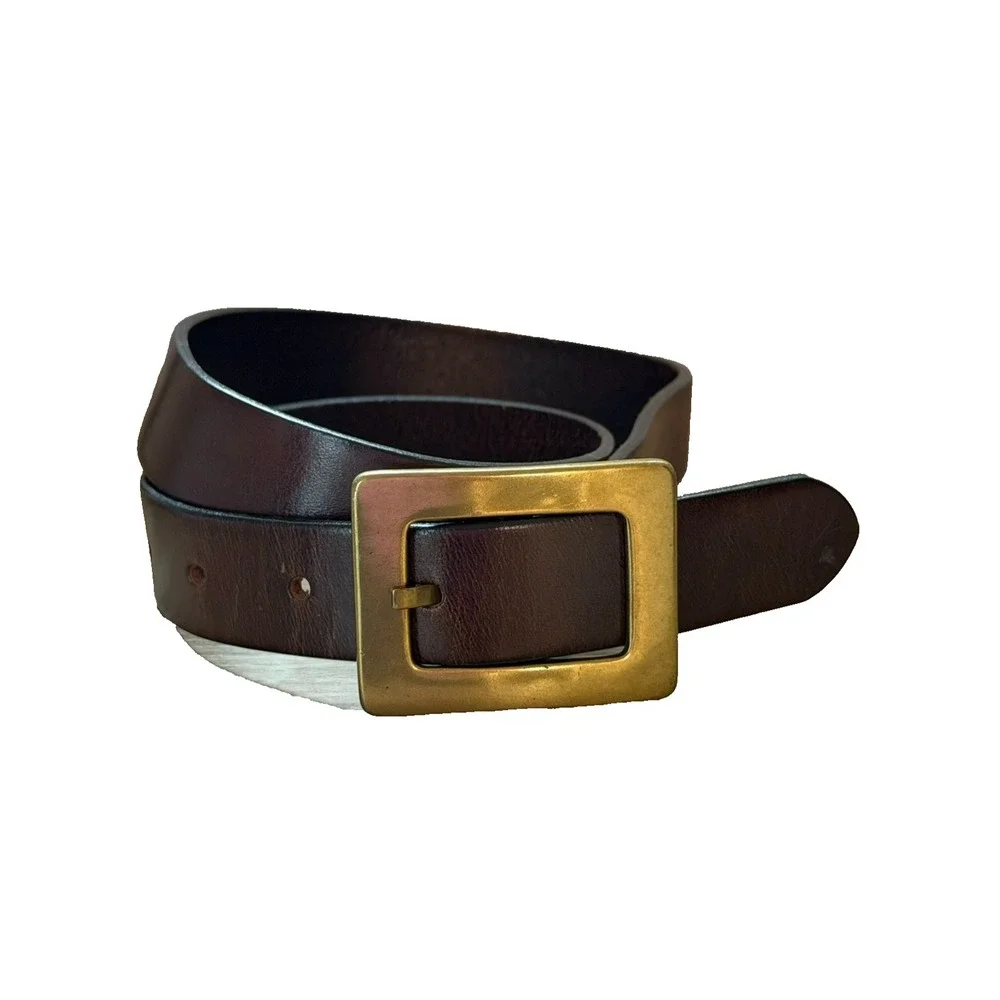 Old Navy Brown Leather Belt Women's Size 28 aprox. Gold Hardware